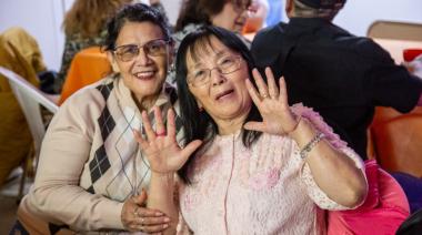 TOLHUIN DISFRUTÓ DE UNA JORNADA DE ENCUENTRO, BAILE Y EMOCIÓN PARA PERSONAS MAYORES