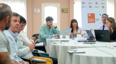 INDUSTRIA TEXTIL FUEGUINA EN CRISIS: RECLAMO CONJUNTO DEL GOBIERNO PROVINCIAL, SINDICATOS E INDUSTRIALES EN LA ÚLTIMA REUNIÓN DE LA CAAE