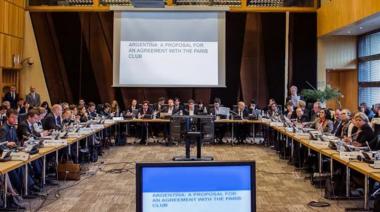 Batakis acordó con el Club de París postergar la reunión de mañana
