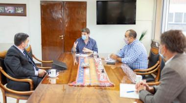 El Gobernador se reunió con directivos de Total Austral con la mirada puesta en la implementación de energía renovable