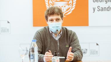 "No tenemos pensado por el momento adoptar más restricciones, pero debemos extremar los cuidados"