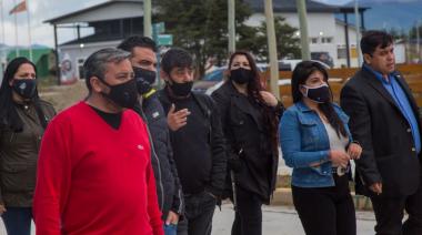 Vuoto recorrió en Tolhuin la obra de pavimentación de Avenida Los Ñires