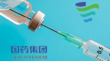 Cómo es la vacuna de Sinopharm, que se aplica en dos dosis y requiere menos frío