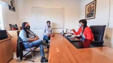 Ushuaia y Tolhuin coordinan acciones conjuntas en áreas de políticas sociales y derechos humanos