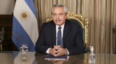 El Presidente llamó a "extremar los cuidados" para que "el Covid no nos vuelva a aislar"