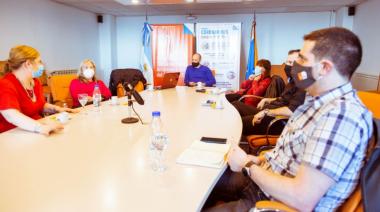 COE: Gobierno y Municipios evalúan apertura de nuevas actividades