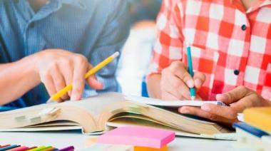 Continúan las clases de apoyo escolar en Espacio Joven RG