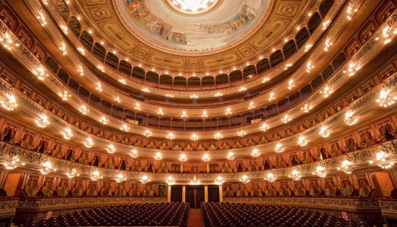 El Teatro Colón celebra su aniversario con un recorrido virtual por grandes producciones