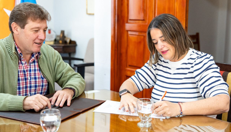 EL GOBERNADOR MELELLA FORMALIZÓ LAS NUEVAS DESIGNACIONES EN EL GABINETE PROVINCIAL