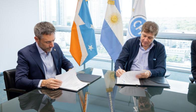 EL GOBERNADOR MELELLA FIRMÓ CON EL CFI UN PROGRAMA PARA FORTALECER MIPYMES FUEGUINAS EN SECTORES ACUÍCOLA E HIDROCARBURÍFERO