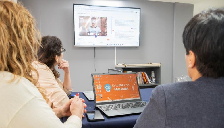GOBIERNO PRESENTÓ “ESTUDIA CON MALVINA”: EL AVATAR FUEGUINO PARA ACERCAR LA GESTA DE MALVINAS A LAS AULAS DE TODO EL PAÍS