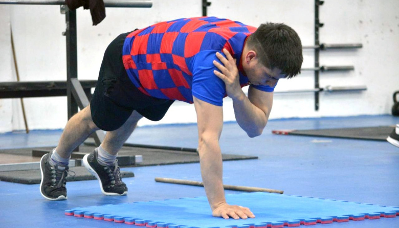 GOBIERNO INVITA A JÓVENES A SUMARSE A LAS CLASES DE ACONDICIONAMIENTO FÍSICO EN LA CASA DEL DEPORTE EN RÍO GRANDE
