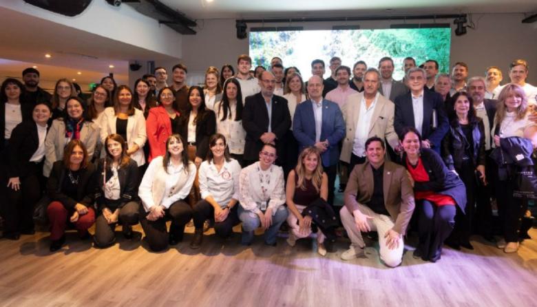 GRAN CONVOCATORIA EN RONDA DE NEGOCIOS Y LANZAMIENTO DE LA TEMPORADA DE VERANO DE TIERRA DEL FUEGO