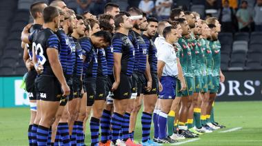 Tras las críticas, Los Pumas homenajearon a Maradona