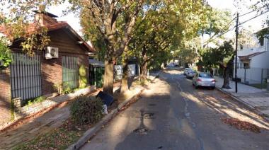 Un empresario creyó que un repartidor en moto lo seguía para asaltarlo: se bajó del auto y le disparó
