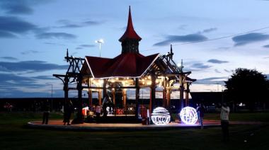 El Paseo navideño de Ushuaia, permanecerá hasta el próximo domingo