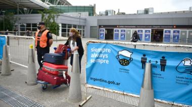 En qué países están los 37 mil argentinos que se fueron por turismo en los últimos meses y se les complicará el regreso