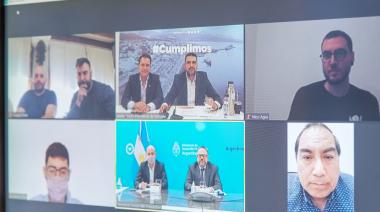 Vuoto junto a Kulfas entregaron los primeros créditos para emprendedores y empresarios PYMES de Ushuaia