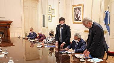 El Gobierno acordó un 35% de aumento con los gremios universitarios docentes y no docentes