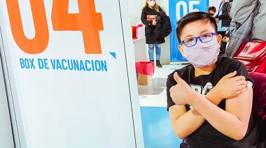 Ampliaron la vacunación con postas itinerantes en escuelas, festivales y centros comerciales