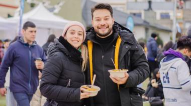 Más de 15 mil porciones de paella fueron entregadas en los festejos por el 140° Aniversario de Ushuaia