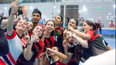 UNIVERSITARIO GANÓ LA ETAPA LOCAL DE VÓLEY EN LOS JUEGOS FUEGUINOS