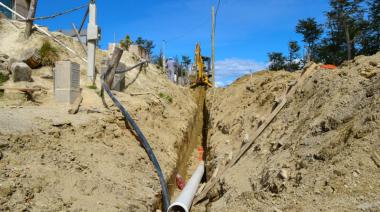 GRACIAS AL TRABAJO DE LOS ÚLTIMOS CUATRO AÑOS TOLHUIN LLEGÓ AL 90% DE SU POBLACIÓN CON ACCESO A LA RED DE AGUA Y CLOACAS