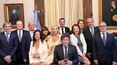 Milei convocó a todo su Gabinete en Casa Rosada para definir los próximos pasos antes de ingresar de lleno en la campaña electoral