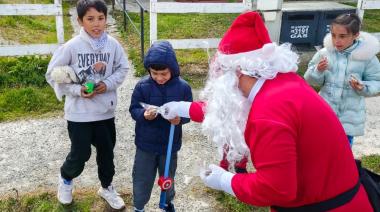 TIERRA DEL FUEGO CELEBRA LAS FIESTAS CON UN RECORRIDO ESPECIAL DE PAPÁ NOEL EN TODA LA PROVINCIA