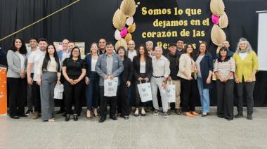 GOBIERNO HOMENAJEÓ A DOCENTES BICONTINENTALES EN SU DÍA