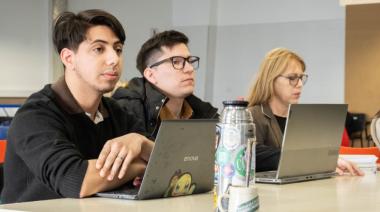 TIERRA DEL FUEGO REFUERZA LA CAPACITACIÓN DOCENTE EN COMPETENCIAS DIGITALES CON NUEVAS PROPUESTAS DE FORMACIÓN