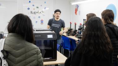 SE REALIZÓ LA "FERIA DE TALENTOS 2026" EN LOS POLOS CREATIVOS DE TOLHUIN Y RÍO GRANDE