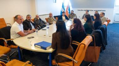 OSEF Y AUTORIDADES DE TOLHUIN AVANZAN EN UN ACUERDO PARA REGULARIZAR LA DEUDA Y PROYECTAN NUEVA NUEVA SEDE