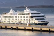 NUEVA TEMPORADA DE CRUCEROS EN TIERRA DEL FUEGO: USHUAIA DA LA BIENVENIDA AL VENTUS AUSTRALIS