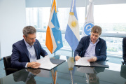 EL GOBERNADOR MELELLA FIRMÓ CON EL CFI UN PROGRAMA PARA FORTALECER MIPYMES FUEGUINAS EN SECTORES ACUÍCOLA E HIDROCARBURÍFERO